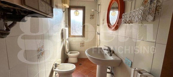 3 Schlafzimmer Wohnung in Fiorano Modenese, Italy, Nr. 330242 14