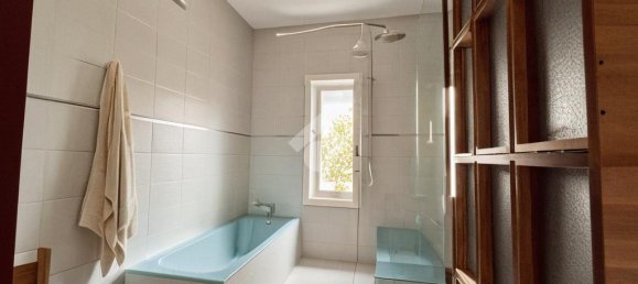 5 rooms Apartment in Pozzuoli, Italy No. 28203 27