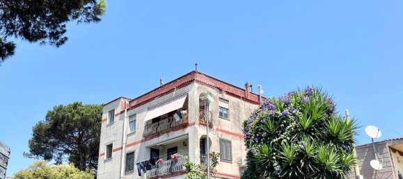 5 rooms Apartment in Pozzuoli, Italy No. 28203 20