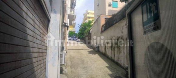 Propiedad comercial de 2 habitaciónes en Rome, Italy No. 252283 8