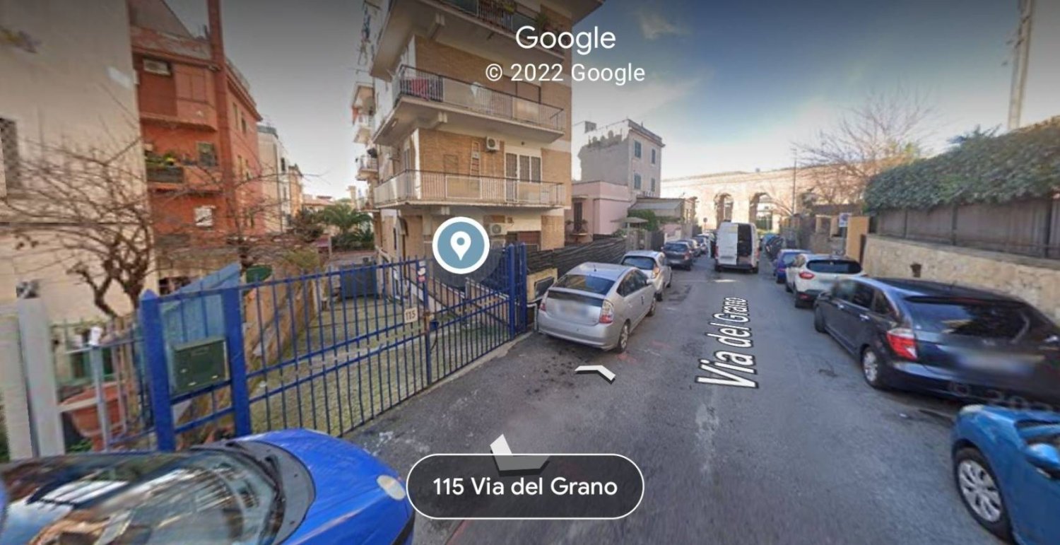 Propiedad comercial de 2 habitaciónes en Rome, Italy No. 252283