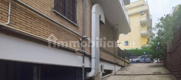 Propiedad comercial de 2 habitaciónes en Rome, Italy No. 252283 6