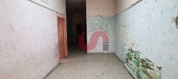 11-salle Propriété commerciale à Benevento, Italy No. 88345 15