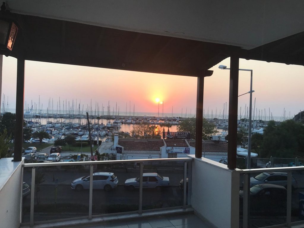 4 bedrooms Property in Kusadasi, Turkey No. 21937