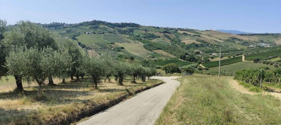 7610m² Land in Acquaviva Picena, Italy No. 309762 24