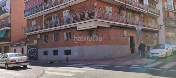 201m² Commercial property in Madrid, Spain No. 65004 5