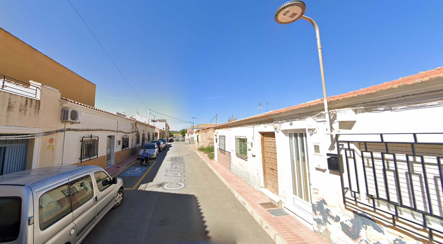 Apartamento de 2 dormitorios en Huércal-Overa, Spain No. 75335
