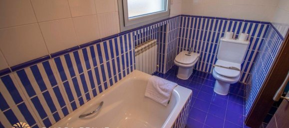 5 bedrooms House in Coma-Ruga, Spain No. 344 17