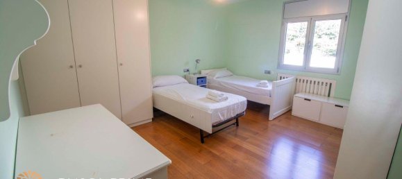 5 bedrooms House in Coma-Ruga, Spain No. 344 15