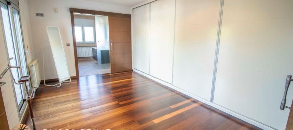 5 bedrooms House in Coma-Ruga, Spain No. 344 20