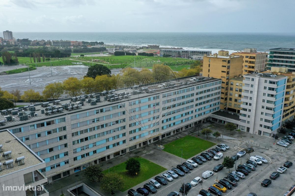 Apartamento de 4 dormitorios en Matosinhos, Portugal No. 40532