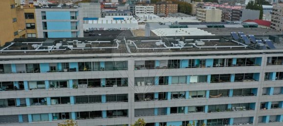 Apartamento de 4 dormitorios en Matosinhos, Portugal No. 40532 40