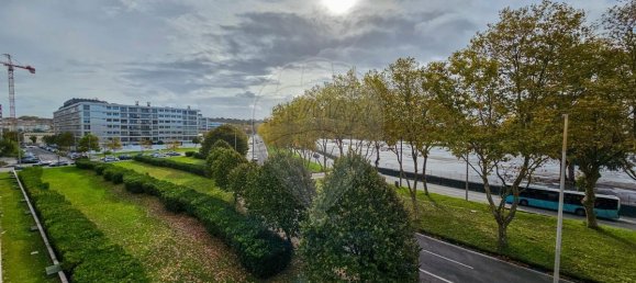 Apartamento de 4 dormitorios en Matosinhos, Portugal No. 40532 14