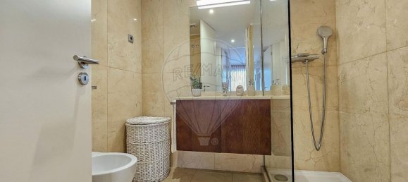 Apartamento de 4 dormitorios en Matosinhos, Portugal No. 40532 21