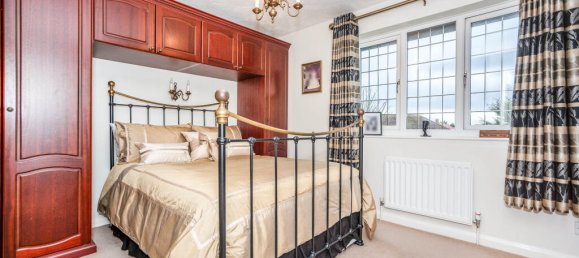 4 bedrooms House in Bexley, United Kingdom No. 10437 12