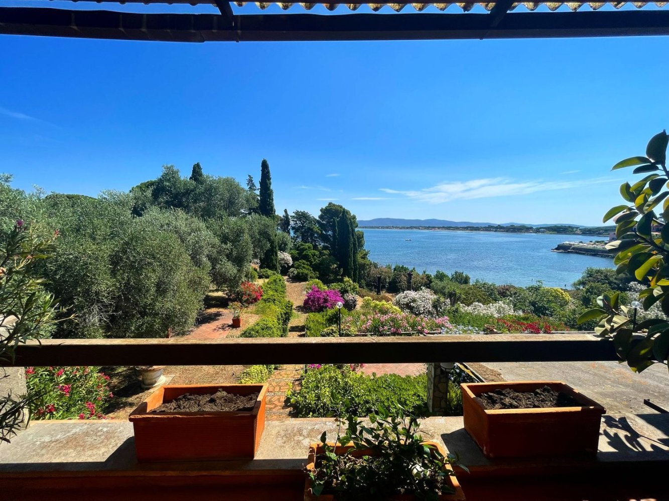 8 rooms Villa in Monte Argentario, Italy No. 13340