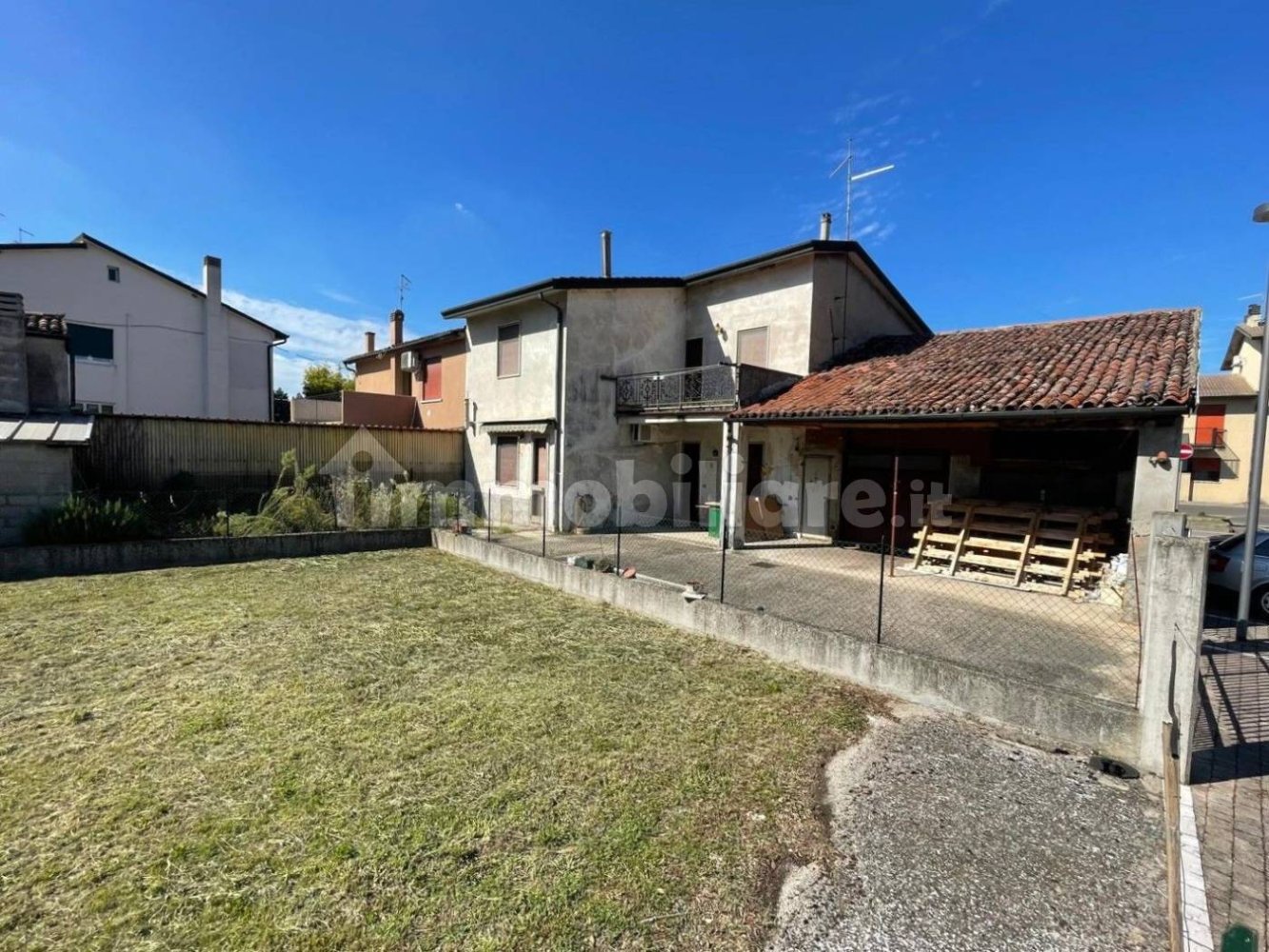 Casa T4 em San Bonifacio, Italy N.º 340929