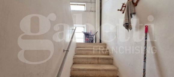 Casa de 6 divisões em Assisi, Italy N.º 126254 2