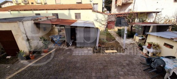 Casa de 6 divisões em Assisi, Italy N.º 126254 22