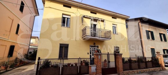 Casa de 6 divisões em Assisi, Italy N.º 126254 18