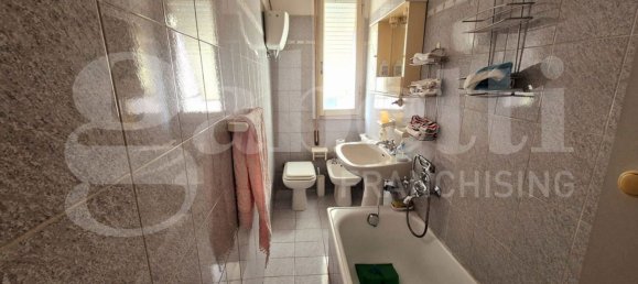 Casa de 6 divisões em Assisi, Italy N.º 126254 15