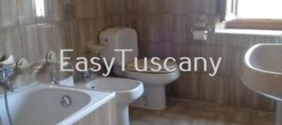 10غرفة منزل في Villa Basilica, Italy رقم 175077 46