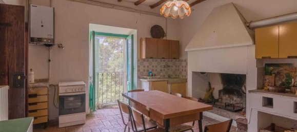 Дом с 20 комнатами в Витербо, Италия № 154602 24