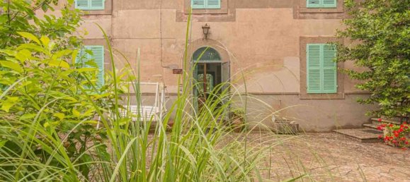 Дом с 20 комнатами в Витербо, Италия № 154602 5