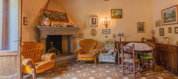 Дом с 20 комнатами в Витербо, Италия № 154602 22