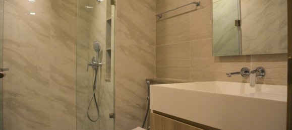 3 bedrooms Condo in Bangkok, Thailand No. 7032 14