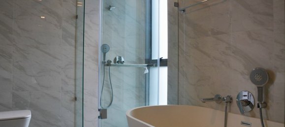 3 bedrooms Condo in Bangkok, Thailand No. 7032 13