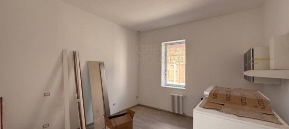 2 Schlafzimmer Wohnung in Busto Arsizio, Italy, Nr. 380022 4