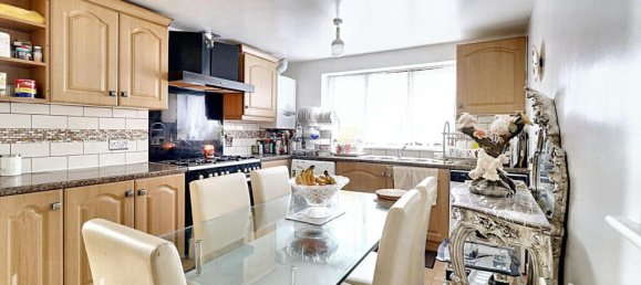 4 Schlafzimmer Bungalow in West Drayton, United Kingdom, Nr. 5036 5