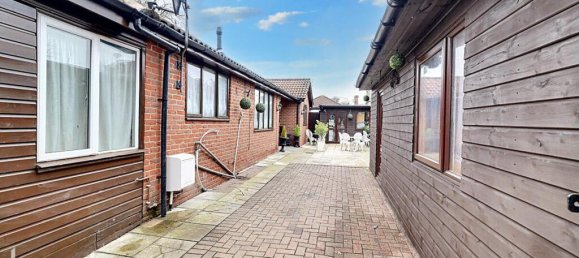 4 Schlafzimmer Bungalow in West Drayton, United Kingdom, Nr. 5036 3