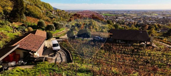 5-salle Maison à Castelli Calepio, Italy No. 52610 11