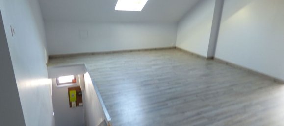 Casa de 3 dormitorios en Jargeau, France No. 246320 17