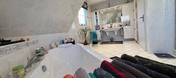 3 bedrooms House in Hameln-Pyrmont, Germany No. 208576 25