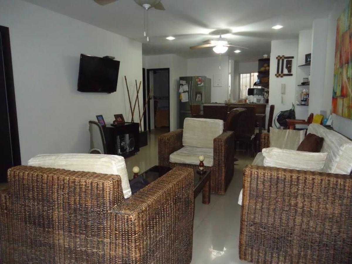 Casa de 3 dormitorios en Bolívar, Colombia No. 7357