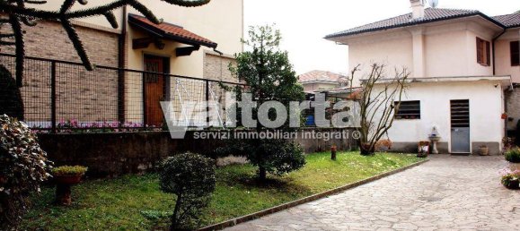 3 غرف نوم فيلا في Carate Brianza, Italy رقم 206046 12