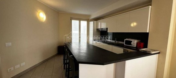 4 bedrooms Villa in Tremezzina, Italy No. 117323 2