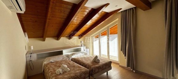 4 bedrooms Villa in Tremezzina, Italy No. 117323 4