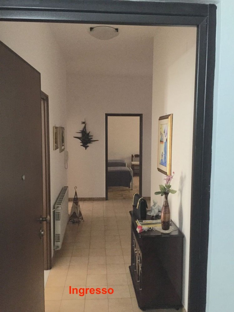 5 rooms Apartment in Adrano, Italy No. 256344