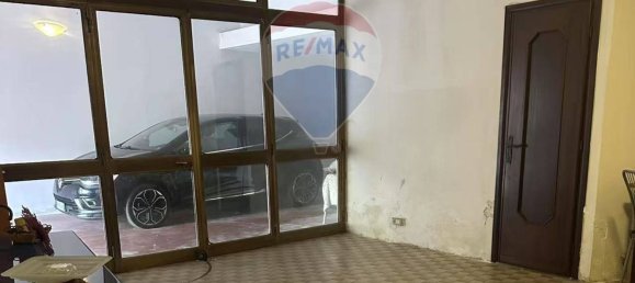 Вилла с 2 спальнями в Галларате, Италия № 327954 25