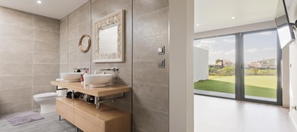 3 Schlafzimmer Haus in Rio de Mouro, Portugal, Nr. 114393 8