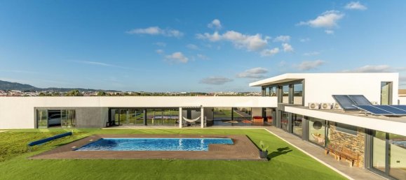 3 Schlafzimmer Haus in Rio de Mouro, Portugal, Nr. 114393 36