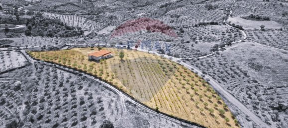 Casa de 3 dormitorios en Alfandega da Fe, Portugal No. 157377 3