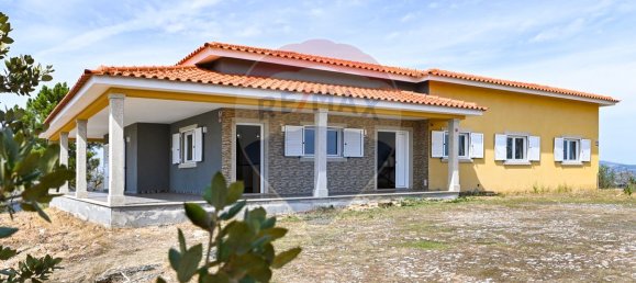Casa de 3 dormitorios en Alfandega da Fe, Portugal No. 157377 6