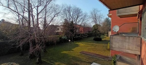 4 rooms Apartment in Varese, Italy No. 33134 7