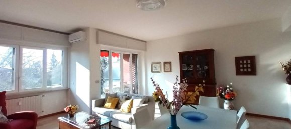 4 rooms Apartment in Varese, Italy No. 33134 24