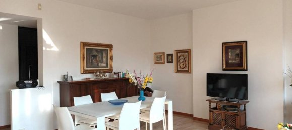 4 rooms Apartment in Varese, Italy No. 33134 25